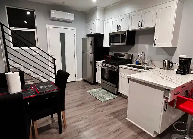Property at 710 N Fuller Ave, Los Angeles, CA, 90046, 4 beds, 4 baths, [object Object]
