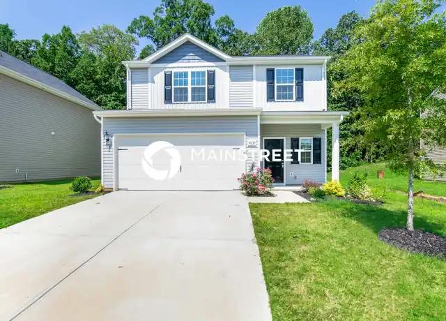 Property at 4635 Montelena Dr, Charlotte, NC, 28214, 3 beds, 2 baths, [object Object]