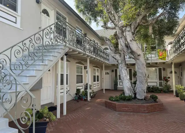 Property at 215 Bonair St #8, La Jolla, CA, 92037, 1 bed, 1 bath, [object Object]