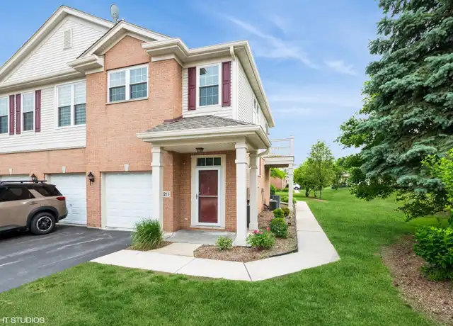 Property at 8121 Concord Ln Unit I, Justice, IL, 60458, 2 beds, 2 baths, [object Object]