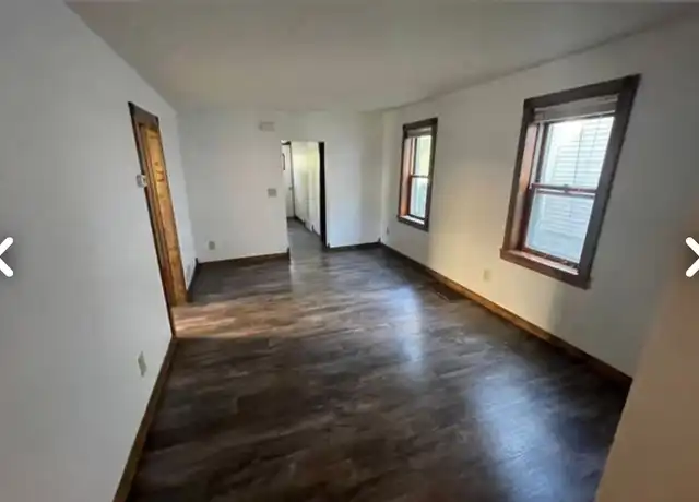 Property at 419 N Ashland Ave, Green Bay, WI, 54303, 2 beds, 1 bath, [object Object]