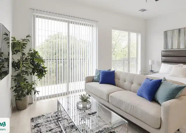 Property at 650 E Sycamore St Unit 32151408301, Denton, TX, 76205, 0 beds, 1 bath, [object Object]