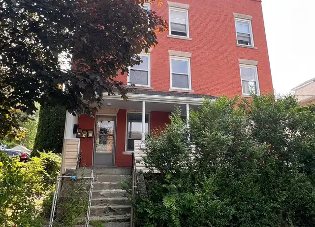Property at 640 Wilson St Unit 2nd Fl, Waterbury, CT, 06708, 3 beds, 1 bath, [object Object]