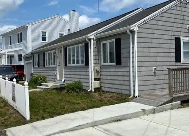 Property at 490 Ocean St, Marshfield, MA, 02050, 2 beds, 2 baths, [object Object]