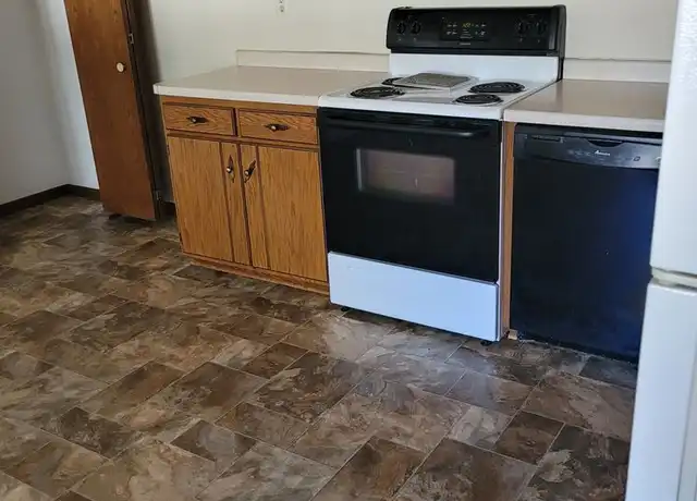 Property at 5796 Laverne Cir N Unit 3, Baxter, MN, 56425, 2 beds, 1 bath, [object Object]