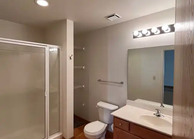 Property at 1004 Baltimore Ave Unit 507, Kansas City, MO, 64105, 2 beds, 2 baths, [object Object]