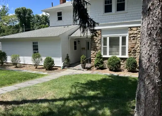 Property at 100 Wootton Rd, Essex Fells, NJ, 07021, 2 beds, 1 bath, [object Object]
