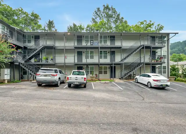 Property at 1708 14th Ave S Unit 11, Birmingham, AL, 35205, 1 bed, 1 bath, [object Object]