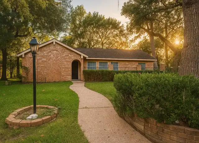 Property at 8231 Roebourne Ln, Houston, TX, 77070, 3 beds, 2.5 baths, [object Object]
