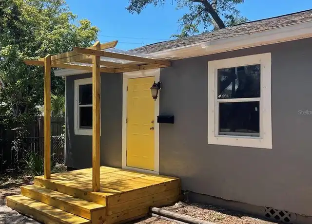 Property at 1751 46th St S, Saint Petersburg, FL, 33711, 3 beds, 1 bath, [object Object]