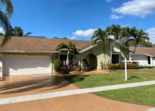 Property at 7363 NW 49th Ct Unit 7363, Lauderhill, FL, 33319, 4 beds, 2 baths, [object Object]