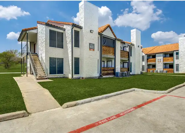 Property at Bella Via - 350 Shady Lane Dr, Fort Worth, TX, 76112, 1-2 bed, 1 bath, [object Object]
