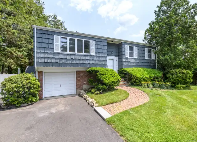 Property at 10 Stanwick Pl, Stamford, CT, 06905, 4 beds, 1.5 baths, [object Object]