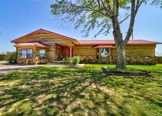 Property at 980580 S Highway 99, Prague, OK, 74864, 4 beds, 2 baths, [object Object]