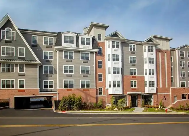 Property at 1685 Bergen Blvd Unit 710, Fort Lee, NJ, 07024, 1 bed, 1 bath, [object Object]