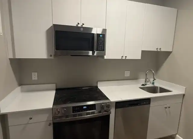 Property at 50 Evergreen St Unit 13, Boston, MA, 02130, 1 bed, 1 bath, [object Object]