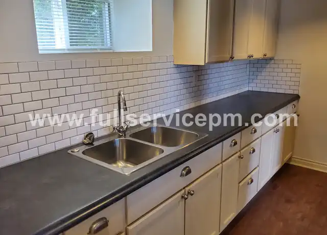 Property at 3302 Rucker Ave, Everett, WA, 98201, 1 bed, 1 bath, [object Object]