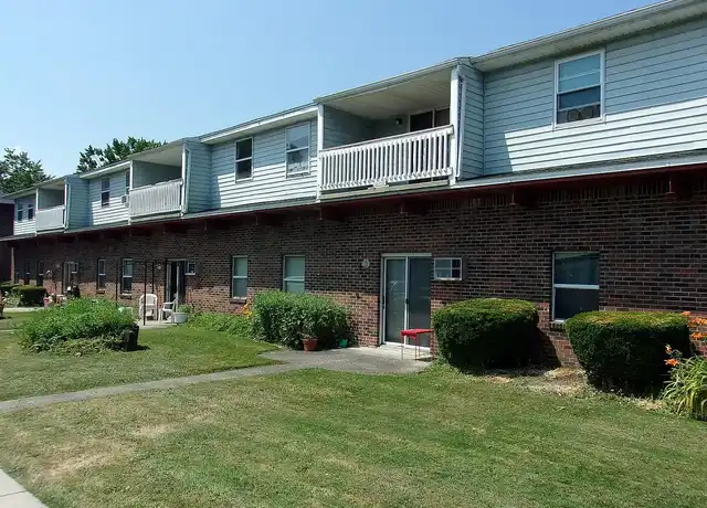Property at Roosevelt on Main Apartments - 296 Main St, Tonawanda, NY, 14150, 2 beds, 1 bath, [object Object]