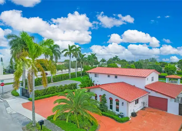 Property at 1825 SW 125th Ct, Miami, FL, 33175, 4 beds, 2.5 baths, [object Object]