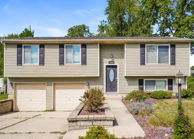 Property at 7200 Rodebaugh Rd, Reynoldsburg, OH, 43068, 3 beds, 2.5 baths, [object Object]