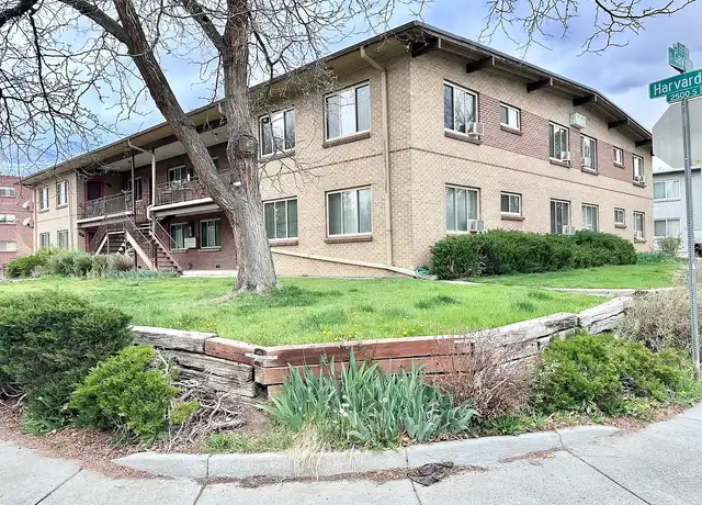 Property at Parklane Apartments - 2485 S Gaylord St, Denver, CO, 80210, 1-2 bed, 1 bath, Contact for Price