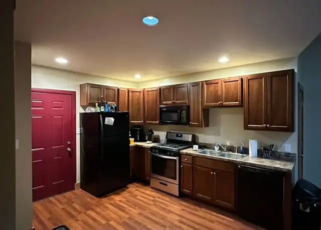 Property at 81 Fall St Unit 3, Seneca Falls, NY, 13148, 3 beds, 1 bath, [object Object]