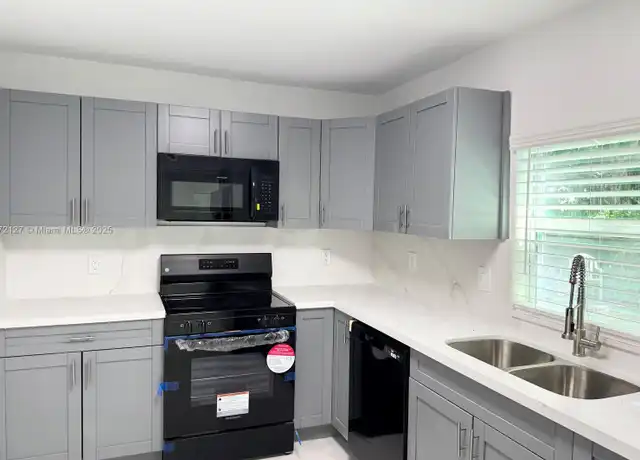 Property at 351 NW 48th St Unit 2, Miami, FL, 33127, 2 beds, 1 bath, [object Object]