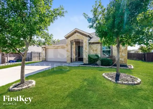 Property at 203 Old Spanish Trl, Waxahachie, TX, 75167, 4 beds, 2 baths, [object Object]
