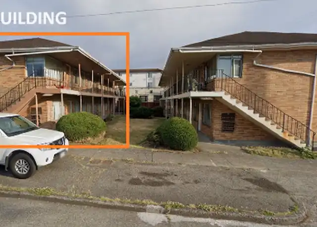 Property at 1747 S Hanford St Unit 3, Seattle, WA, 98144, 1 bed, 1 bath, [object Object]