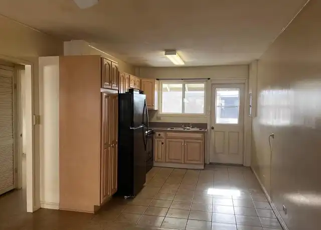 Property at 941 Owen St, Honolulu, HI, 96819, 2 beds, 1 bath, [object Object]