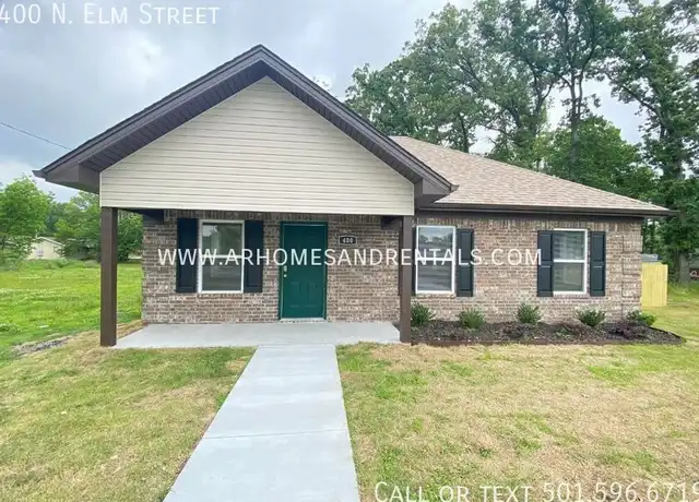Property at 400 N Elm St, Jacksonville, AR, 72076, 4 beds, 2 baths, [object Object]