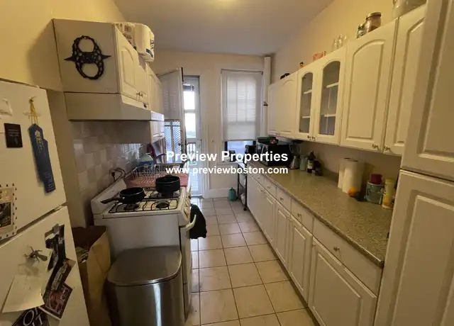 Property at 57 Brighton Ave #2, Allston, MA, 02134, 1 bed, 1 bath, [object Object]