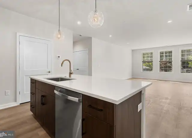 Property at 26 S York Rd Unit 301, Hatboro, PA, 19040, 2 beds, 1.5 baths, [object Object]