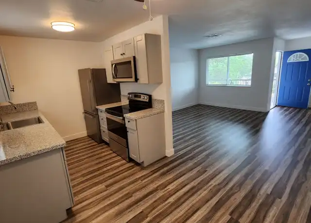 Property at 297 Boulder Creek Dr Unit D, Redding, CA, 96003, 2 beds, 1 bath, [object Object]