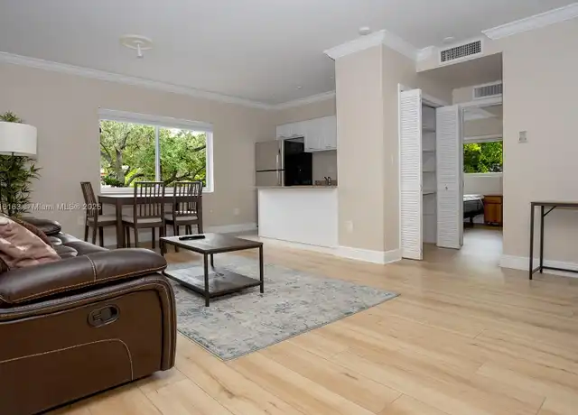 Property at 1 Edgewater Dr #201, Coral Gables, FL, 33133, 1 bed, 1 bath, [object Object]