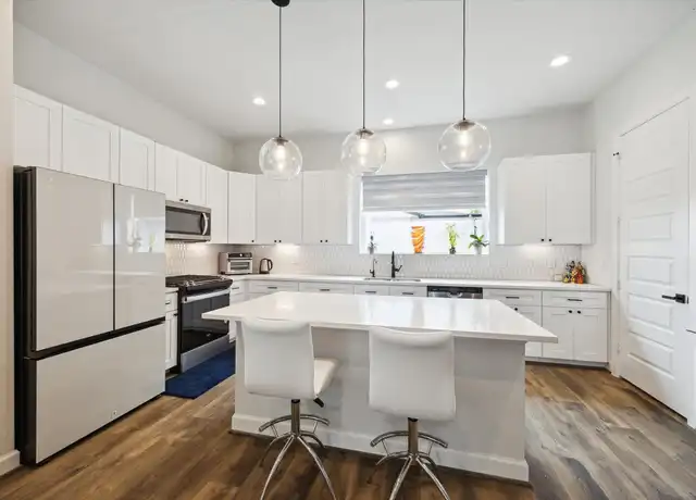 Property at 1404 Cleburne St, Houston, TX, 77004, 3 beds, 3.5 baths, [object Object]