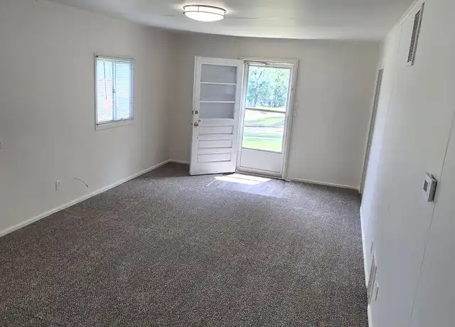 Property at 5101 Grover St Unit 6904, Omaha, NE, 68106, 3 beds, 1 bath, [object Object]