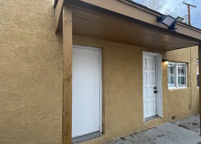 Property at 907 Coal Ave SW Unit D, Albuquerque, NM, 87102, 2 beds, 1 bath, [object Object]