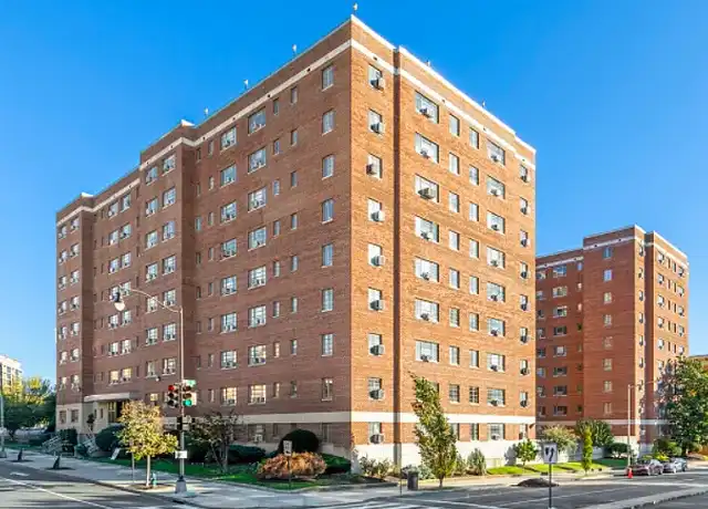 Property at State House Apartments - 2122 Massachusetts Ave NW, Washington, DC, 20008, 0-1 beds, 1 bath, [object Object]