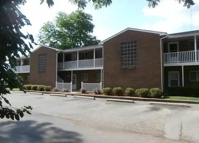 Property at 326 W Kenwood Dr Apt 03, Bloomington, IN, 47404, 1 bed, 1 bath, [object Object]