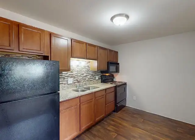 Property at The Remington - 3341 E Fountain Blvd, Colorado Springs, CO, 80910, 1-2 bed, 1 bath, [object Object]