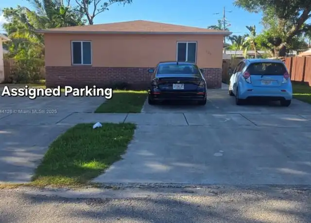 Property at 620 SW 4th Ct Unit 1-2, Hallandale Beach, FL, 33009, 2 beds, 1 bath, [object Object]