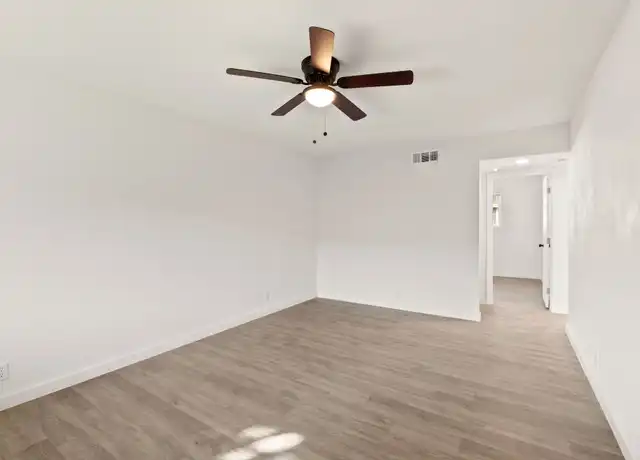 Property at 228 S Lazona Dr, Mesa, AZ, 85204, 2 beds, 1 bath, [object Object]