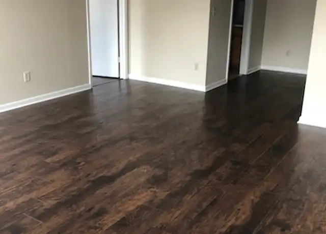 Property at 2231 Forest Lake Dr Unit 27, Tuscaloosa, AL, 35401, 2 beds, 2 baths, [object Object]