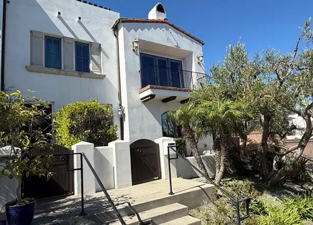 Property at 1623 Artesia Blvd Unit B, Manhattan Beach, CA, 90266, 3 beds, 2.5 baths, [object Object]