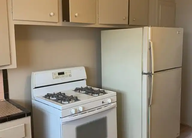 Property at 26291 Pinehurst St Unit 291c, Roseville, MI, 48066, 1 bed, 1 bath, [object Object]