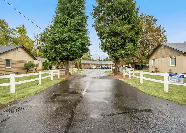 Property at Cottonwood Apartments - 3902 Gibbons St, Vancouver, WA, 98661, 2 beds, 1 bath, [object Object]
