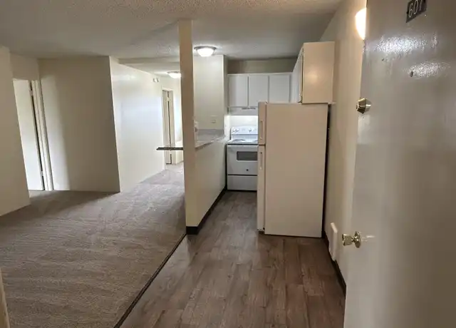 Property at 4131 11th Ave NE Unit 607, Seattle, WA, 98105, 2 beds, 1 bath, [object Object]