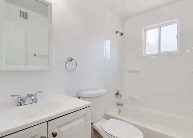 Property at 3319 N 32nd St Unit 9, Phoenix, AZ, 85018, 1 bed, 1 bath, [object Object]