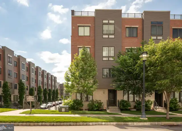 Property at 1001 Lakeview Ct Unit 1001, King of Prussia, PA, 19406, 3 beds, 2.5 baths, [object Object]